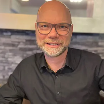 Bernhard Schröder